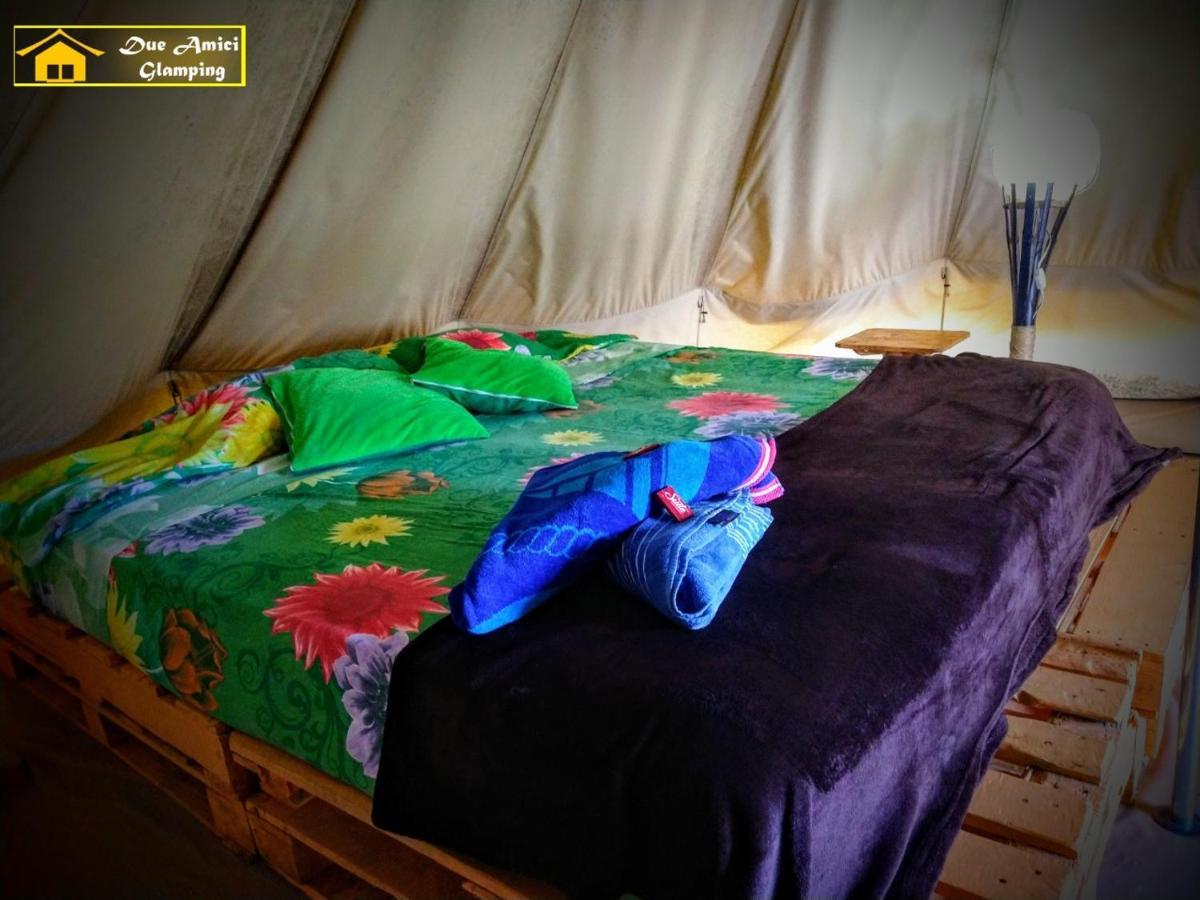 Hotel Glamping Due Amici à Palomino Extérieur photo