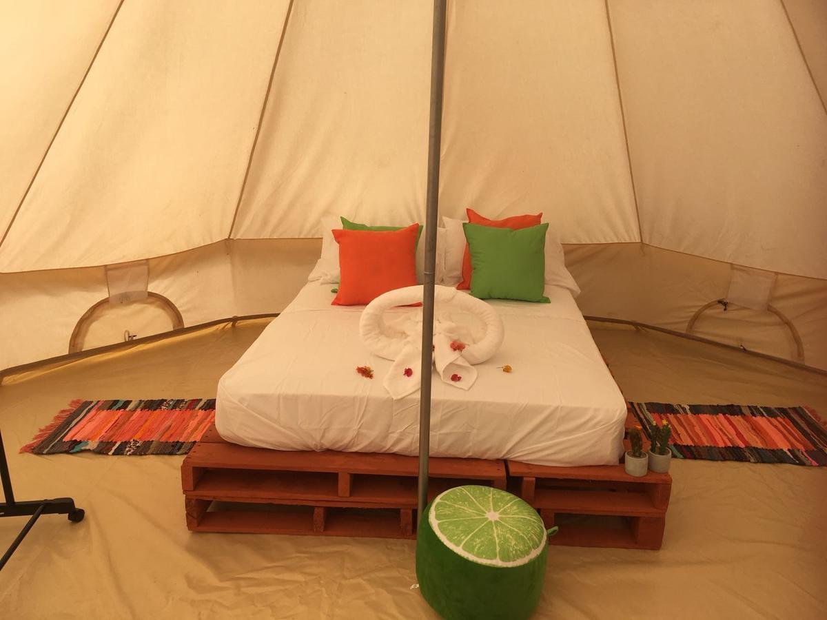 Hotel Glamping Due Amici à Palomino Extérieur photo
